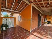 Casa com 2 dormitórios à venda, 131 m² por R$ 575.000,00...