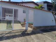 Casa com 2 dormitórios à venda, 140 m² por R$ 379.000,00...