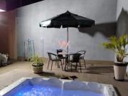 Casa com 2 dormitórios à venda, 142m² por R$1.500.000...