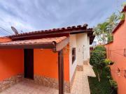 Casa com 2 dormitórios à venda, 146 m² por R$...