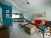 Casa com 2 dormitórios à venda, 150 m² por R$ 470.000,00...