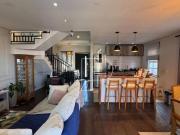 Casa com 2 dormitórios à venda, 150 m² por R$ 970.000,00...