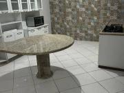 Casa com 2 dormitórios à venda, 156 m² por R$ 370.000...