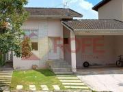 Casa com 2 dormitórios à venda, 160 m² por R$ 890.000,00...