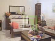 Casa com 2 dormitórios à venda, 168 m² por R$ 640.000,00...