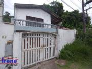 Casa com 2 dormitórios à venda, 176 m² por R$ 600.000...