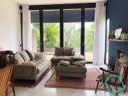 Casa com 2 dormitórios à venda, 180 m² por R$...