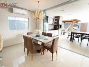 Casa com 2 dormitórios à venda, 183 m² por R$...