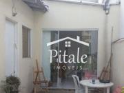 Casa com 2 dormitórios à venda, 200 m² por R$...