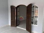 Casa com 2 dormitórios à venda, 200 m² por R$ 370.000,00...