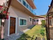 Casa com 2 dormitórios à venda, 200 m² por R$ 380.000...