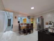 Casa com 2 dormitórios à venda, 203 m² por R$ 720.000,00...