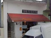 Casa com 2 dormitórios à venda, 220 m² por R$ 590.000,00...
