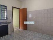 Casa com 2 dormitórios à venda, 227 m² por R$...