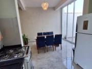 Casa com 2 dormitórios à venda, 230 m² por R$...