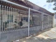 Casa com 2 dormitórios à venda, 230 m² por R$ 750.000,00...