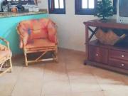 Casa com 2 dormitórios à venda, 240 m² por R$...