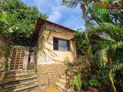 Casa com 2 dormitórios à venda, 250 m² por R$...