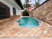 Casa com 2 dormitórios à venda, 252 m² por R$ 750.000,00...
