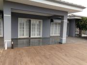 Casa com 2 dormitórios à venda, 262 m² por R$...