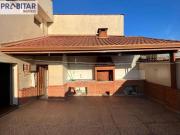 Casa com 2 dormitórios à venda, 270 m² por R$ 900.000,00...