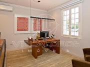 Casa com 2 dormitórios à venda, 280 m² por R$...