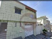 Casa com 2 dormitórios à venda, 355 m² por R$ 980.000...