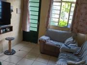 Casa com 2 dormitórios à venda, 42 m² por R$ 195.000,00...
