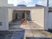 Casa com 2 dormitórios à venda, 42 m² por R$ 210.000...