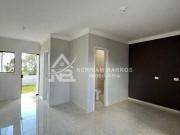 Casa com 2 dormitórios à venda, 42 m² por R$ 315.000,00...
