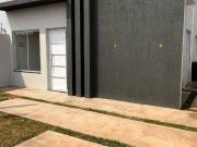 Casa com 2 dormitórios à venda, 47 m² por R$ 350.000...