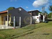 Casa com 2 dormitórios à venda, 48 m² por R$ 140.000,00...