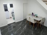 Casa com 2 dormitórios à venda, 54 m² por R$ 290.000,00...