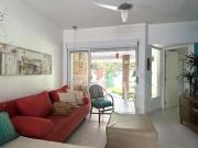 Casa com 2 dormitórios à venda, 56 m² por R$ 470.000,00...