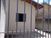 Casa com 2 dormitórios à venda, 58 m² por R$ 190.000,00...