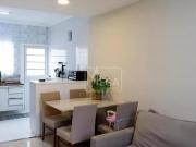 Casa com 2 dormitórios à venda, 59 m² por R$ 318.000...