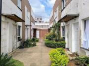 Casa com 2 dormitórios à venda, 59 m² por R$ 350.000,00...