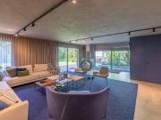 Casa com 2 dormitórios à venda, 629 m² por R$...