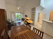 Casa com 2 dormitórios à venda, 66 m² por R$...