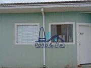 Casa com 2 dormitórios à venda, 69 m² por R$ 235.000,00...