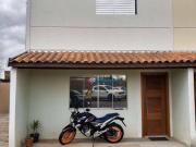 Casa com 2 dormitórios à venda, 70 m² por R$ 300.000,00...