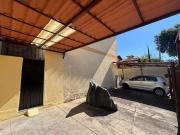 Casa com 2 dormitórios à venda, 70 m² por R$ 310.000,00...