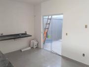 Casa com 2 dormitórios à venda, 70 m² por R$ 320.000,00...