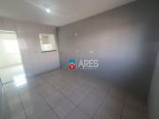 Casa com 2 dormitórios à venda, 70 m² por R$ 330.000...