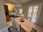 Casa com 2 dormitórios à venda, 72 m² por R$ 850.000,00...