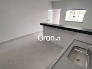 Casa com 2 dormitórios à venda, 75 m² por R$ 289.000,00...