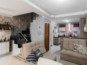 Casa com 2 dormitórios à venda, 75 m² por R$ 370.000,00...