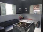 Casa com 2 dormitórios à venda, 77 m² por R$ 380.000...