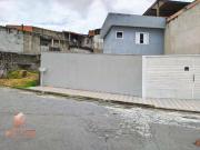 Casa com 2 dormitórios à venda, 77 m² por R$ 410.000...