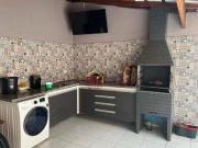 Casa com 2 dormitórios à venda, 78 m² por R$ 380.000,00...